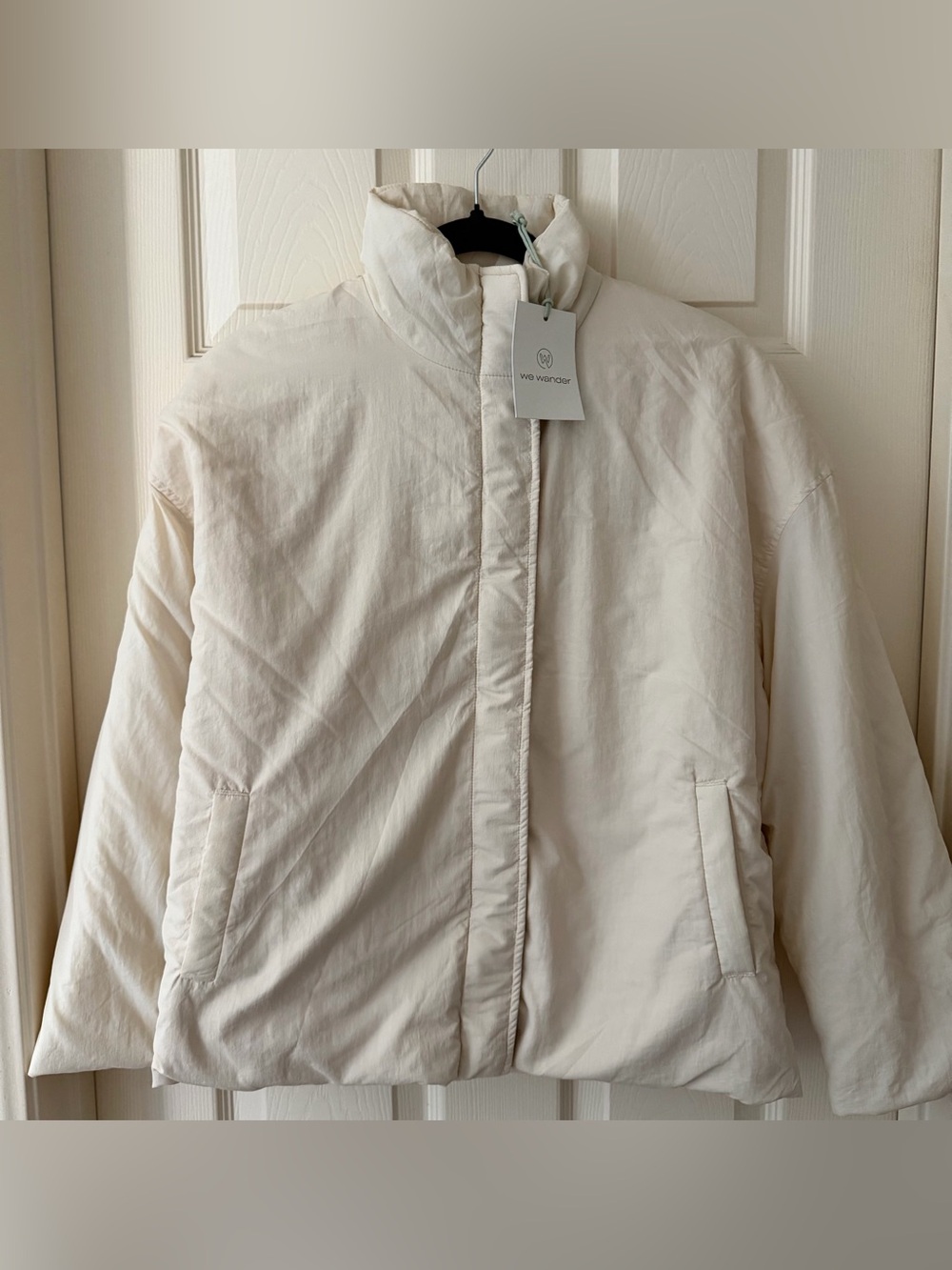 We Wander Cream Puffer Jacket with Stand Collar size small NWT